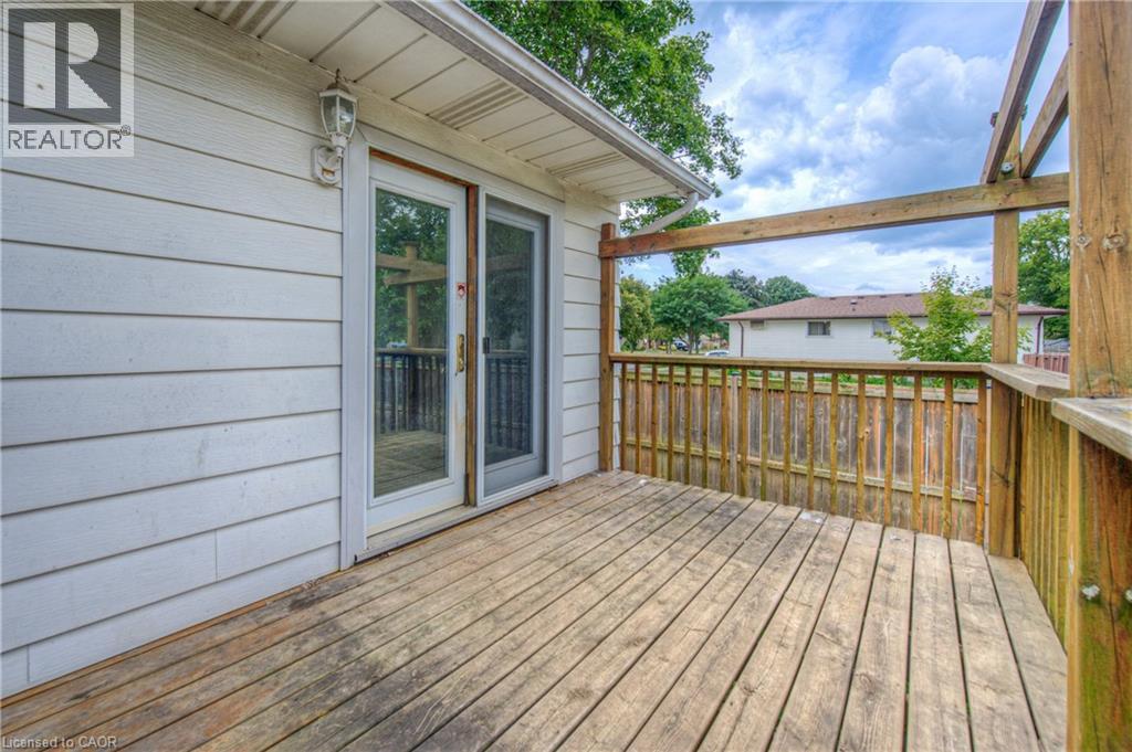 16 Brisbane Boulevard, Brantford, Ontario  N3S 4L2 - Photo 40 - 40765366