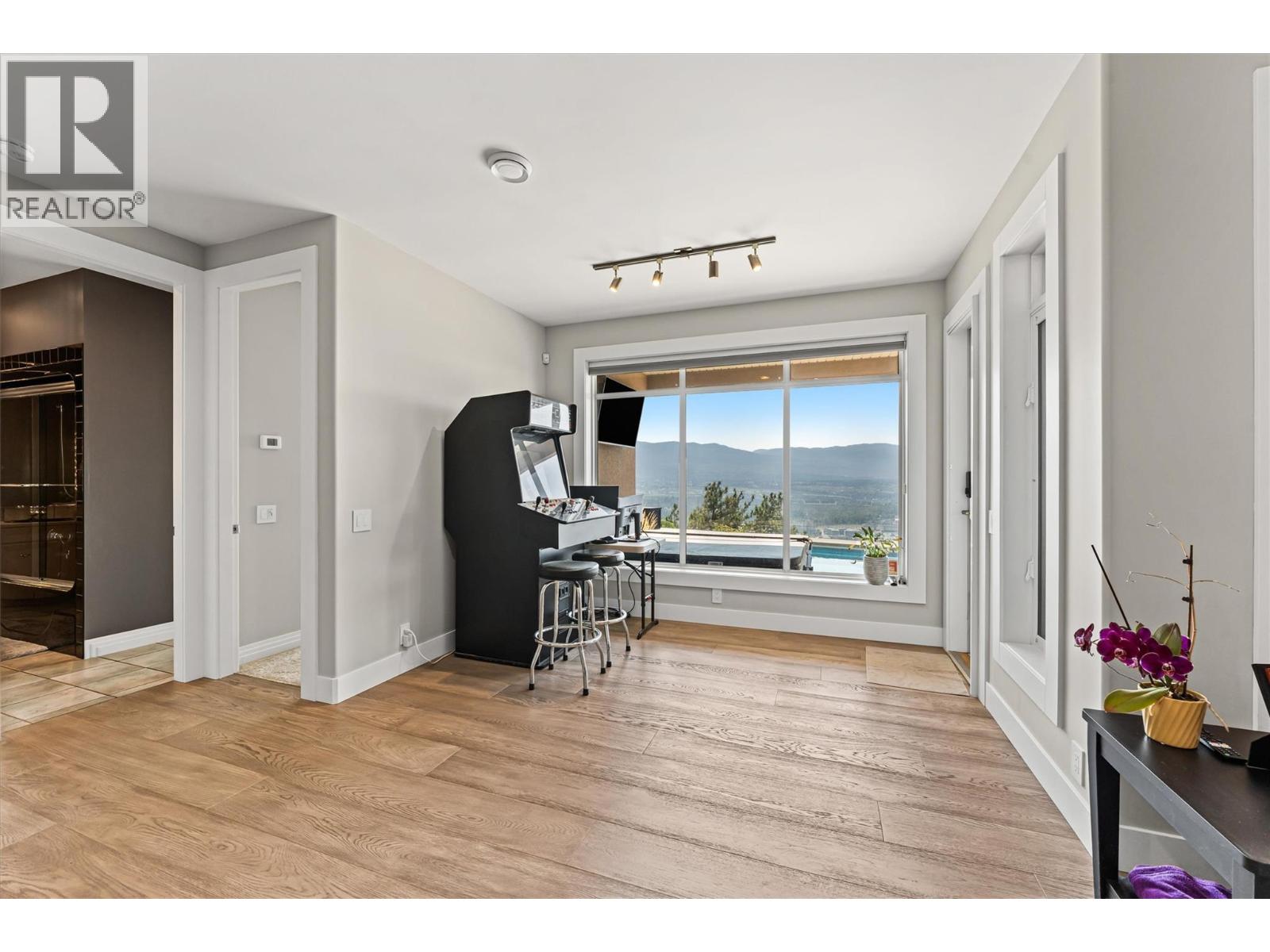 994 Skeena Drive, Kelowna, British Columbia  V1V 2K7 - Photo 52 - 10361373