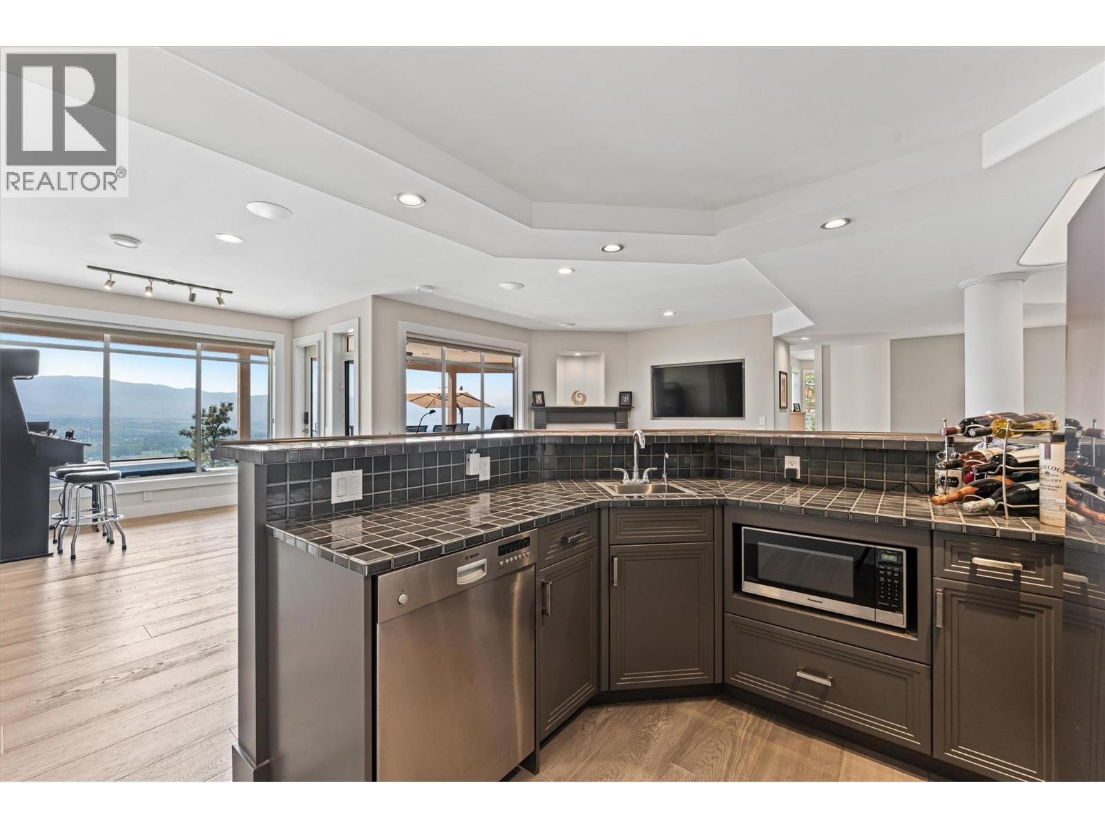 994 Skeena Drive, Kelowna, British Columbia  V1V 2K7 - Photo 53 - 10361373