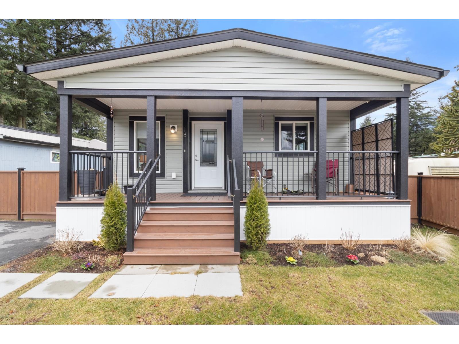 18 63071 FLOOD HOPE ROAD|Hope, Hope, British Columbia
