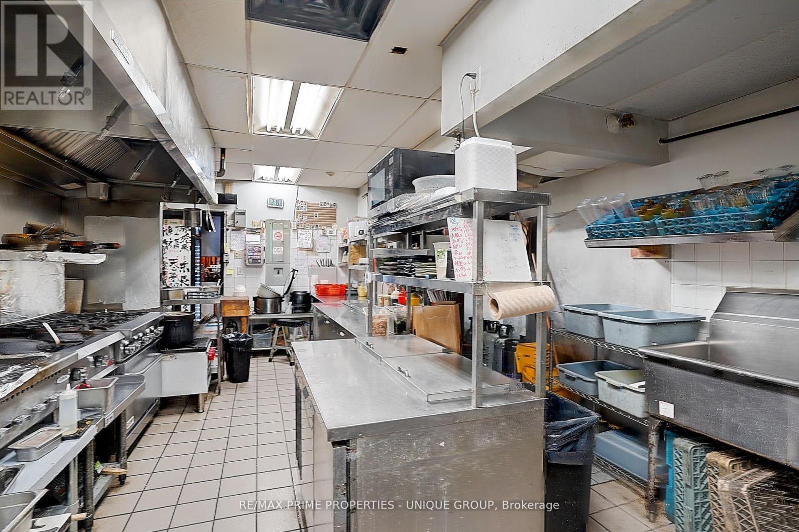 39 Baldwin Street, Toronto (Kensington-Chinatown), Ontario  M5T 1L1 - Photo 17 - C12375628