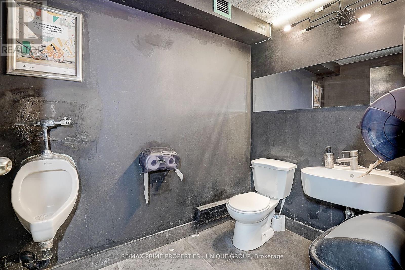 39 Baldwin Street, Toronto (Kensington-Chinatown), Ontario  M5T 1L1 - Photo 23 - C12375628
