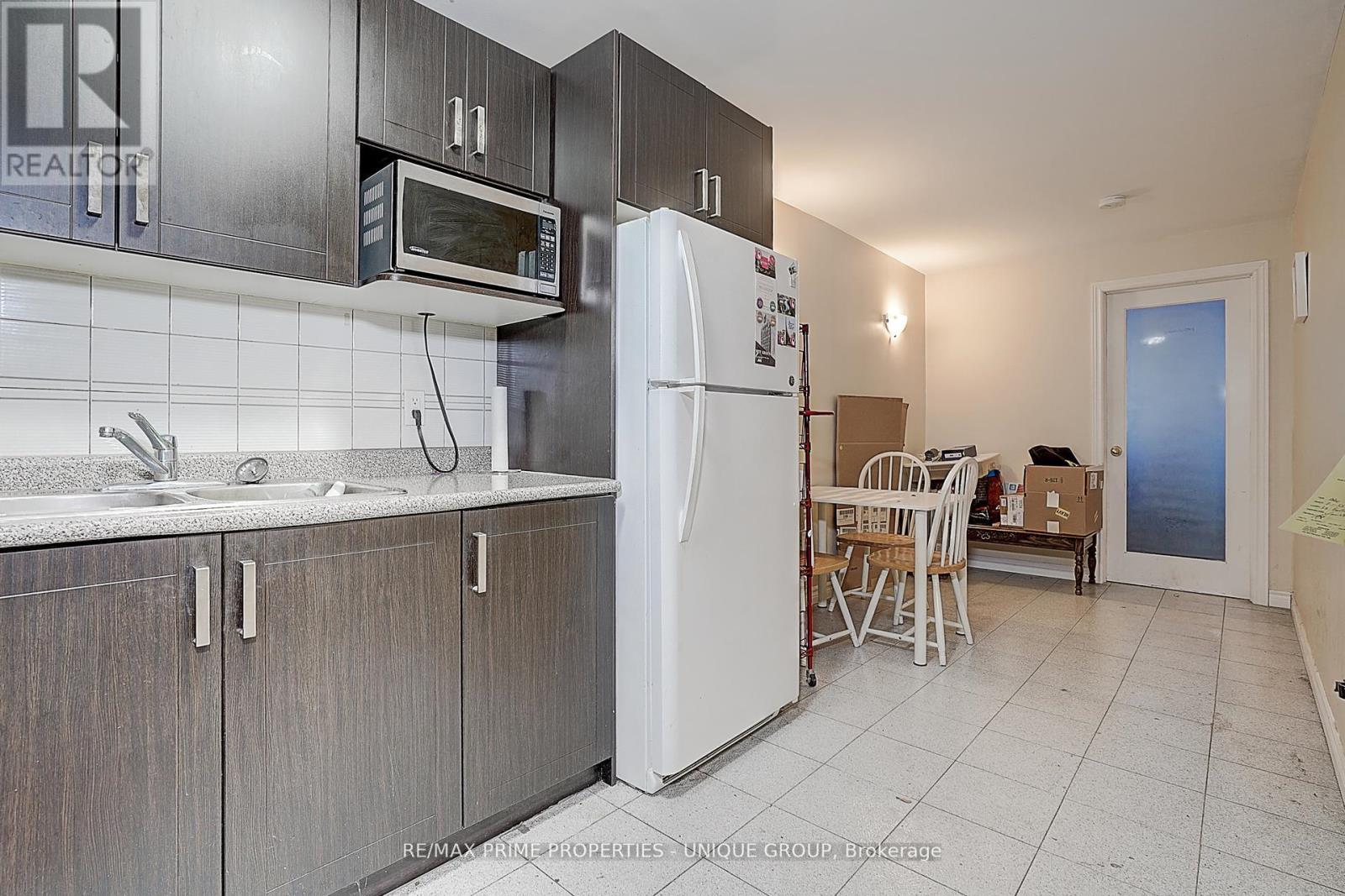 39 Baldwin Street, Toronto (Kensington-Chinatown), Ontario  M5T 1L1 - Photo 36 - C12375628