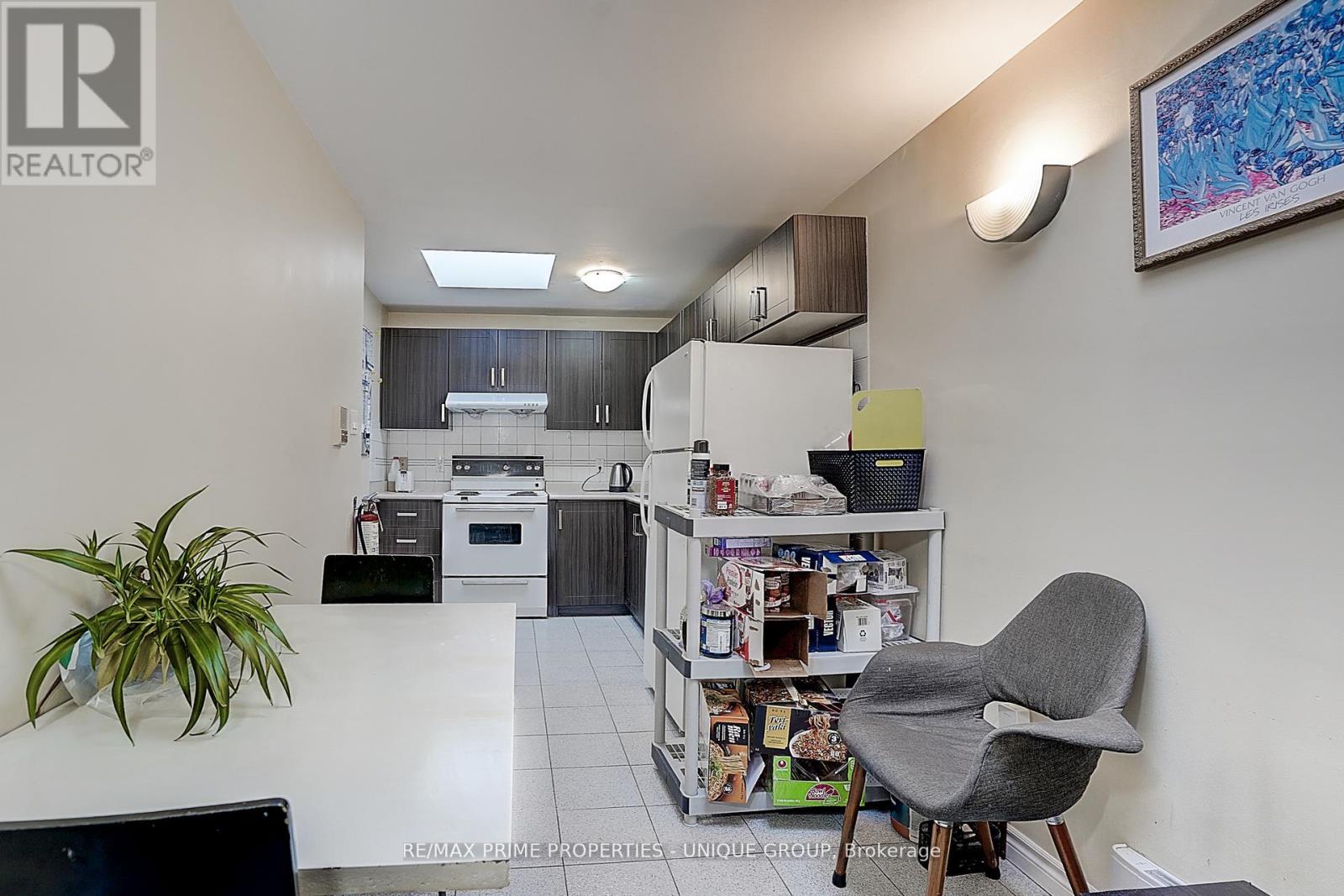 39 Baldwin Street, Toronto (Kensington-Chinatown), Ontario  M5T 1L1 - Photo 44 - C12375628