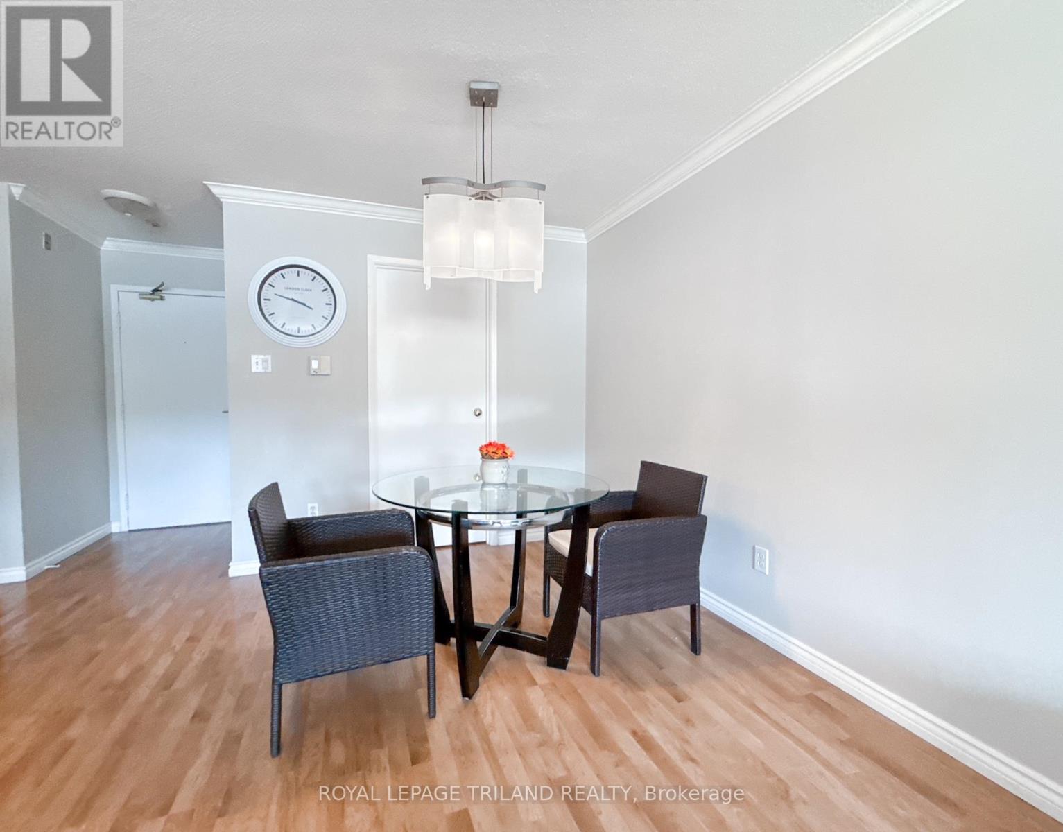 110 - 5 Jacksway Crescent, London North, Ontario  N5X 3T6 - Photo 4 - X12375679