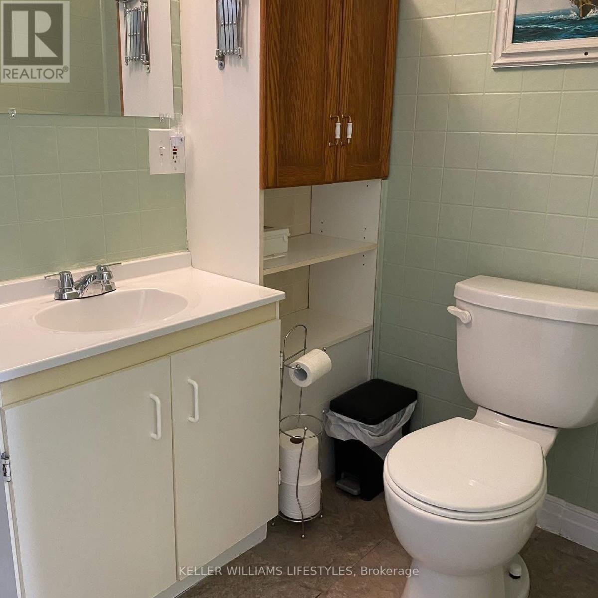 8b Robinson Street, Bayham, Ontario  N0J 1T0 - Photo 12 - X12375738