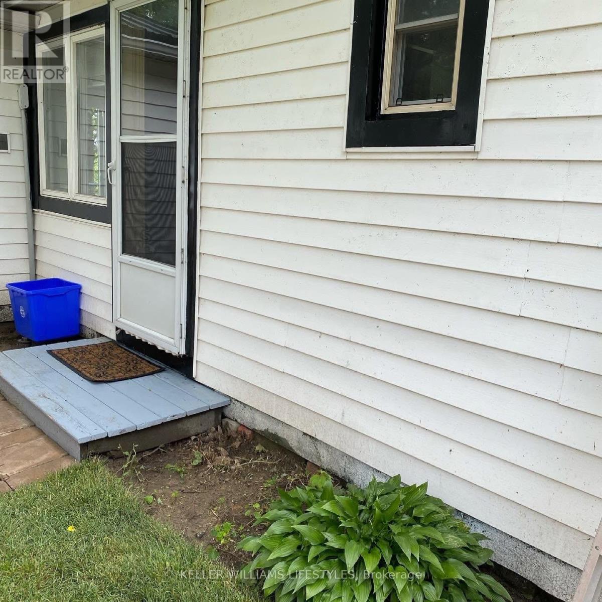 8b Robinson Street, Bayham, Ontario  N0J 1T0 - Photo 4 - X12375738