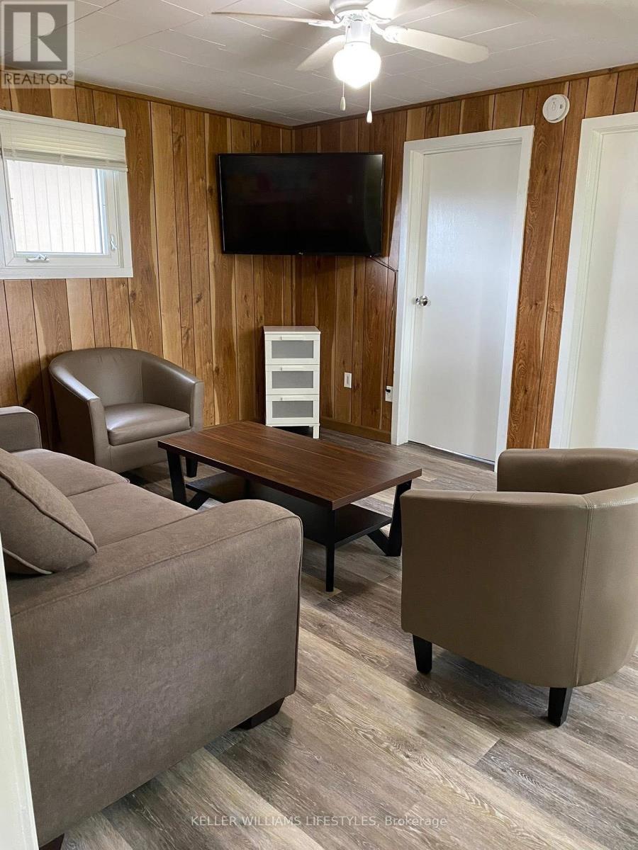 8b Robinson Street, Bayham, Ontario  N0J 1T0 - Photo 5 - X12375738