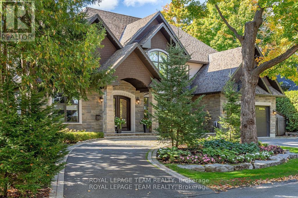 77 Placel Road, Ottawa, Ontario  K1L 5B9 - Photo 2 - X12375673