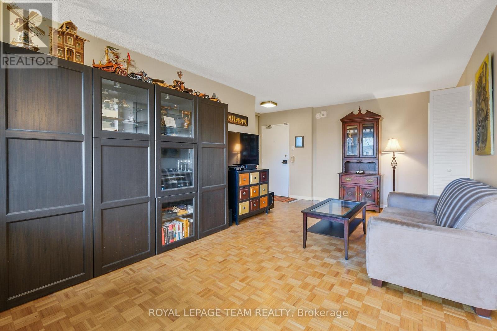 209 - 265 Poulin Avenue, Ottawa, Ontario  K2B 7Y8 - Photo 10 - X12375691
