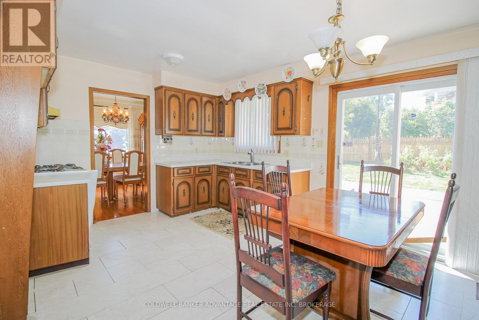167 Loyalist Drive, Welland (Prince Charles), Ontario  L3C 6A3 - Photo 11 - X12375735