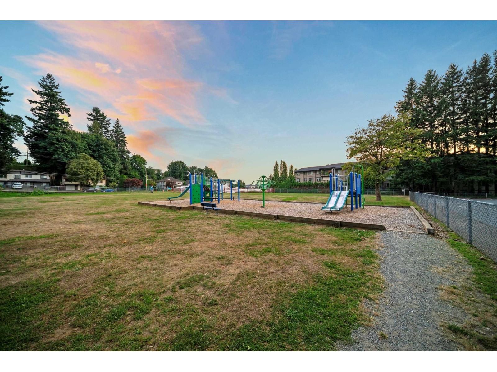 33943 Pine Street, Abbotsford, British Columbia  V2S 2P4 - Photo 30 - R3041540