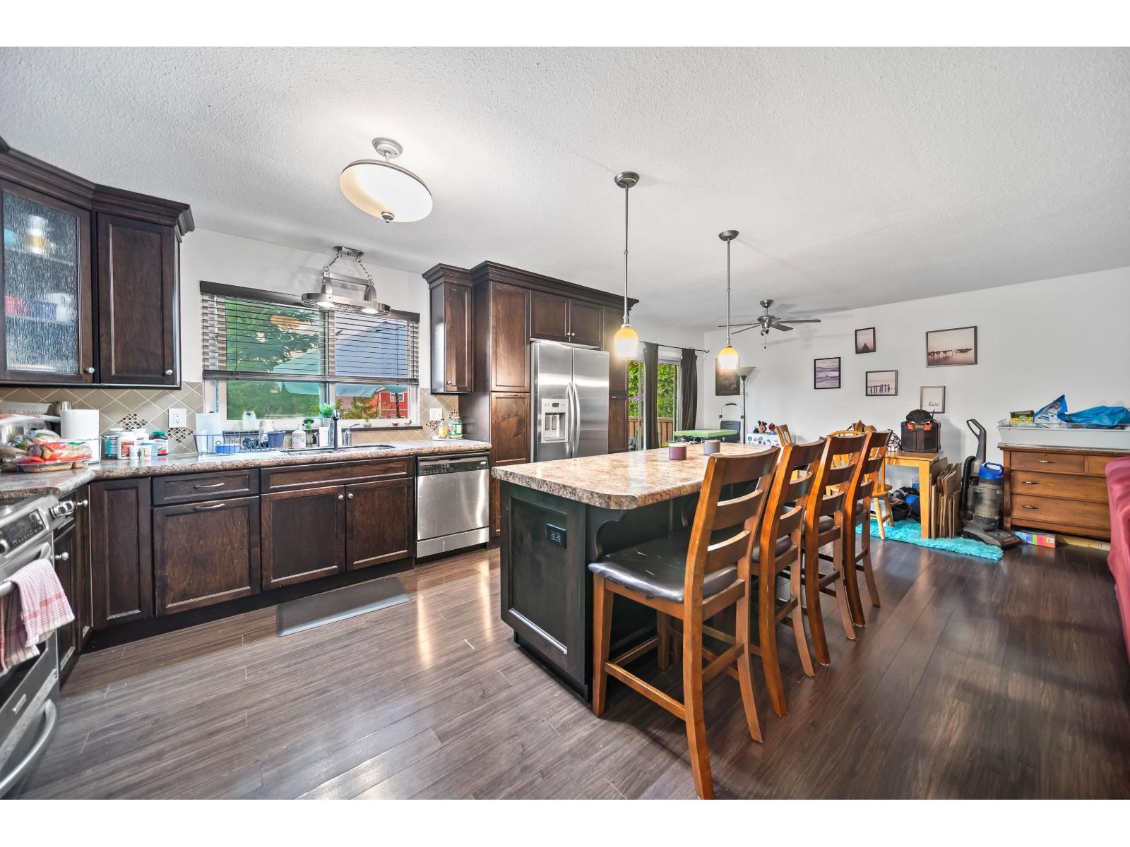 33943 Pine Street, Abbotsford, British Columbia  V2S 2P4 - Photo 4 - R3041540