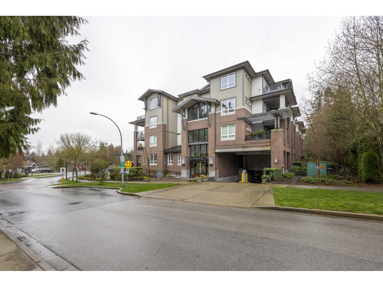204 15188 29A AVENUE, Surrey, British Columbia