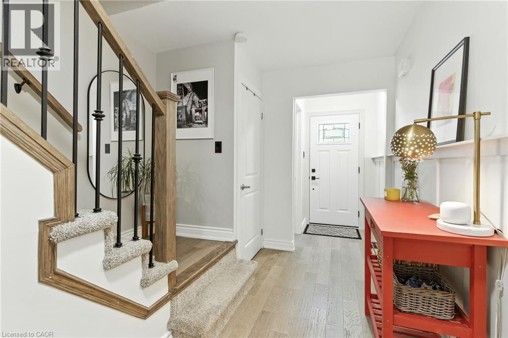4201 Longmoor Drive Unit# 6, Burlington, Ontario  L7L 5J9 - Photo 6 - 40764034