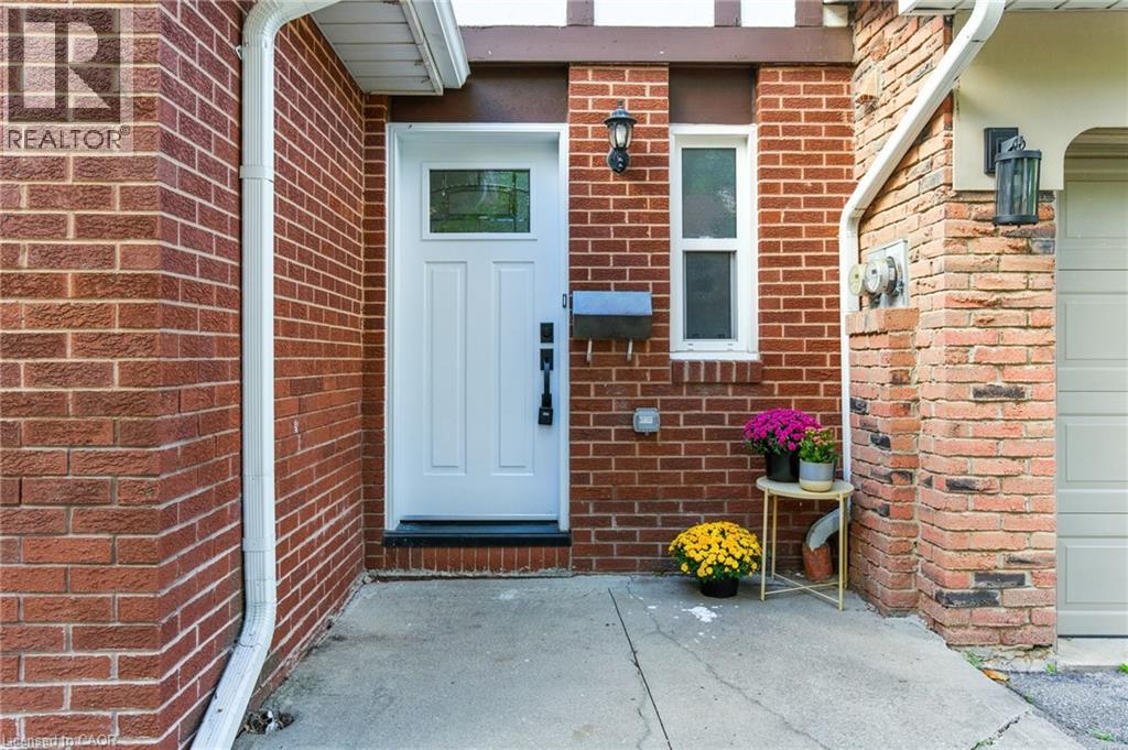 4201 Longmoor Drive Unit# 6, Burlington, Ontario  L7L 5J9 - Photo 4 - 40764034