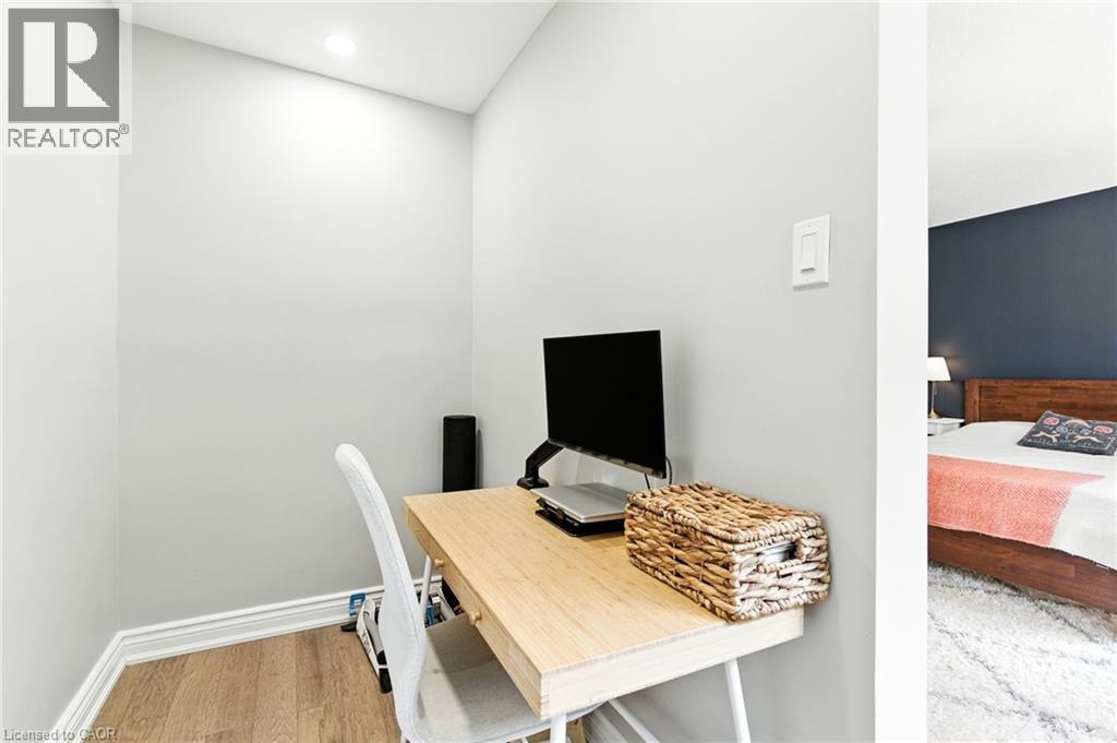 4201 Longmoor Drive Unit# 6, Burlington, Ontario  L7L 5J9 - Photo 32 - 40764034