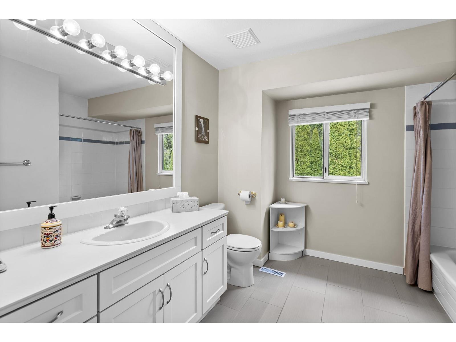 10832 Magnolia Court, Delta, British Columbia  V4E 3L4 - Photo 17 - R3042295