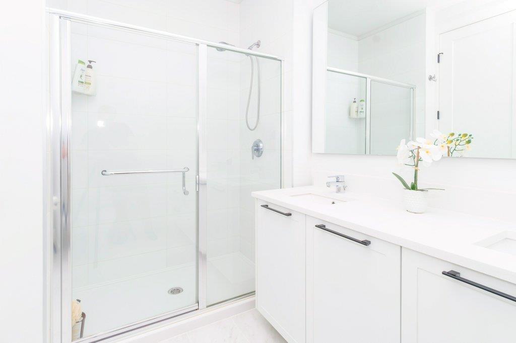 413 14968 101a Avenue, Surrey, British Columbia  V3R 0E8 - Photo 14 - R3042424