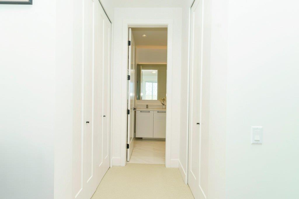 413 14968 101a Avenue, Surrey, British Columbia  V3R 0E8 - Photo 19 - R3042424