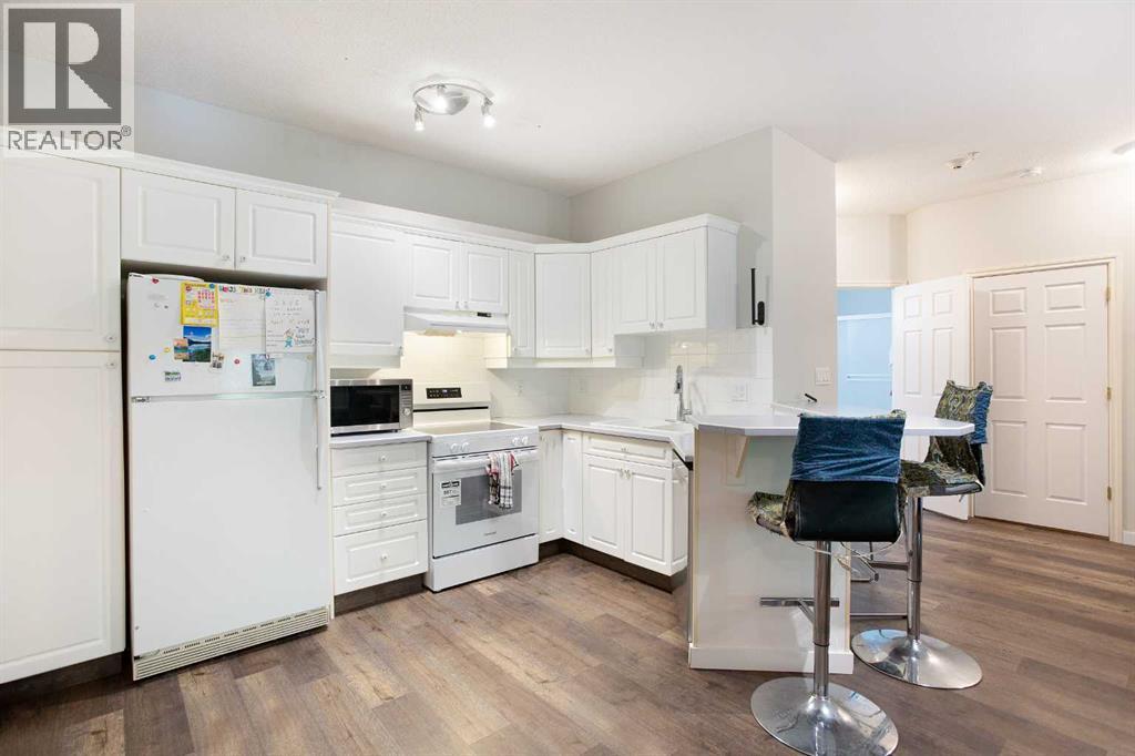 306, 777 3 Avenue Sw, Calgary, Alberta  T2P 0G8 - Photo 9 - A2248411