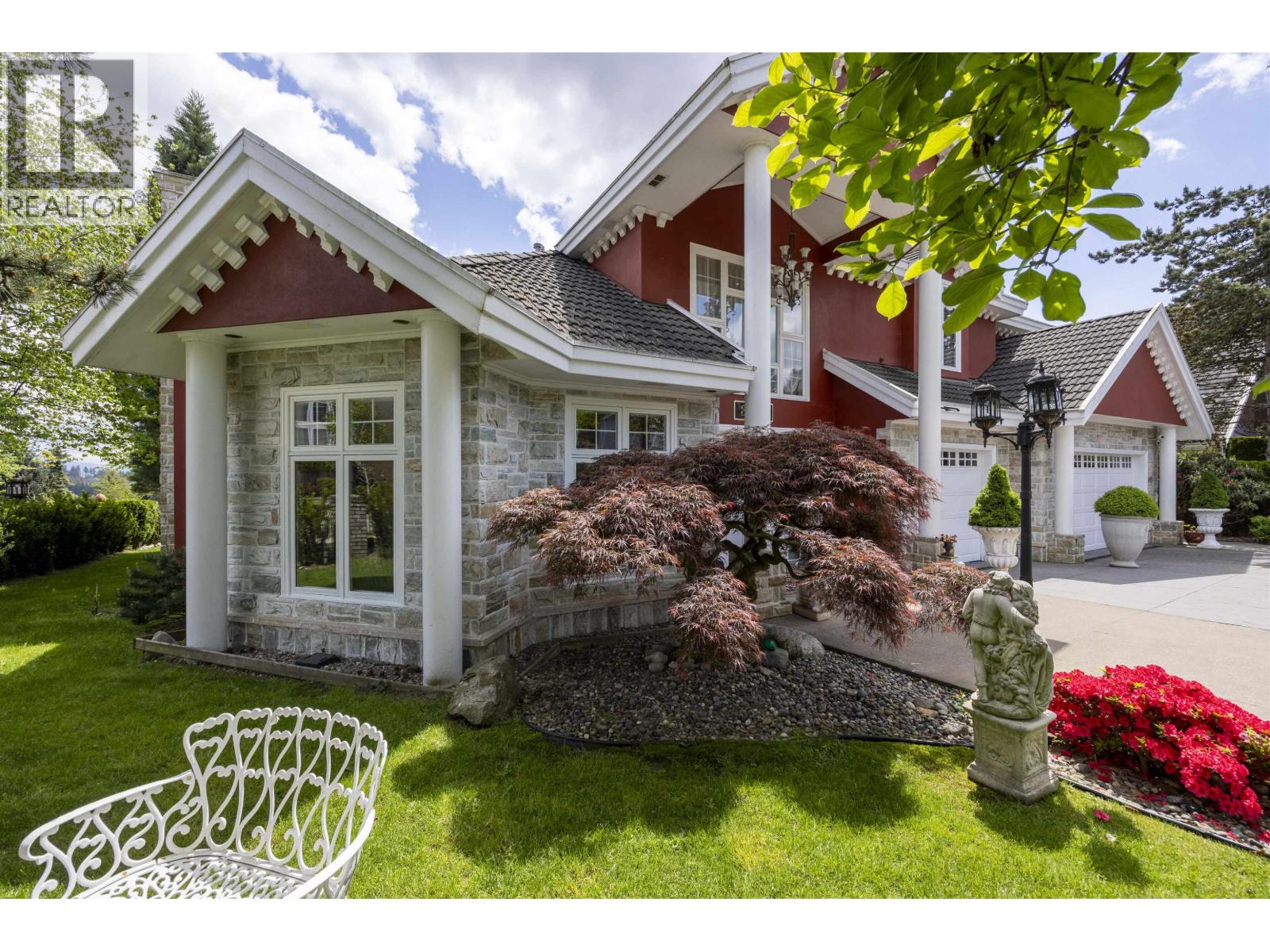 3099 Plateau Boulevard, Coquitlam, British Columbia  V3E 3R5 - Photo 3 - R3042349