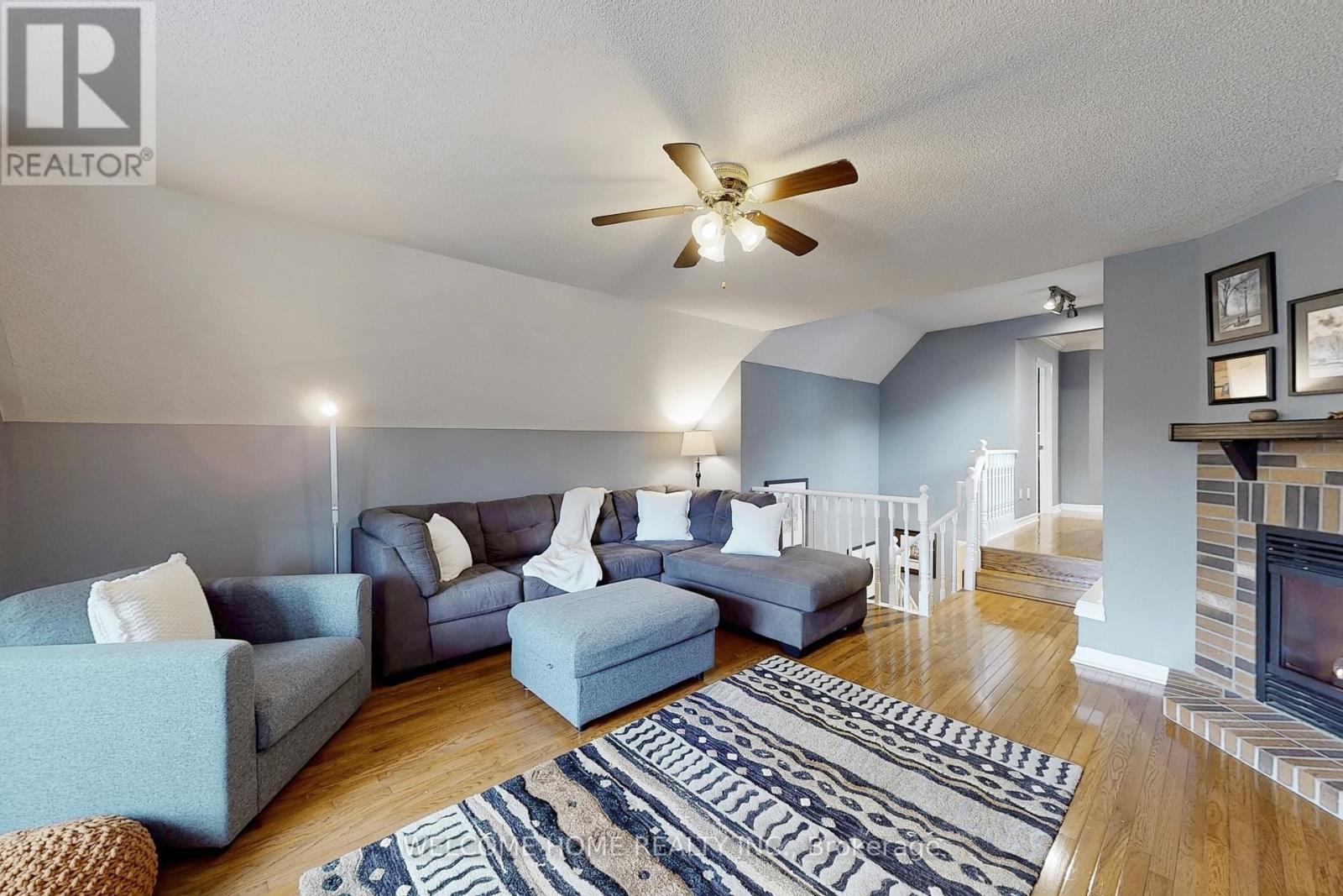 6079 Leeside Crescent, Mississauga, Ontario  L5M 5K6 - Photo 16 - W12375620