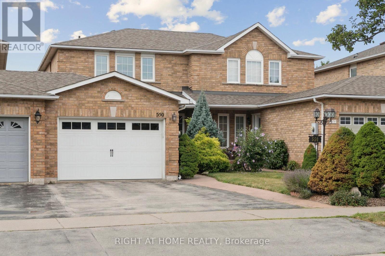 Property at 550 ELIZA CRESCENT image 3