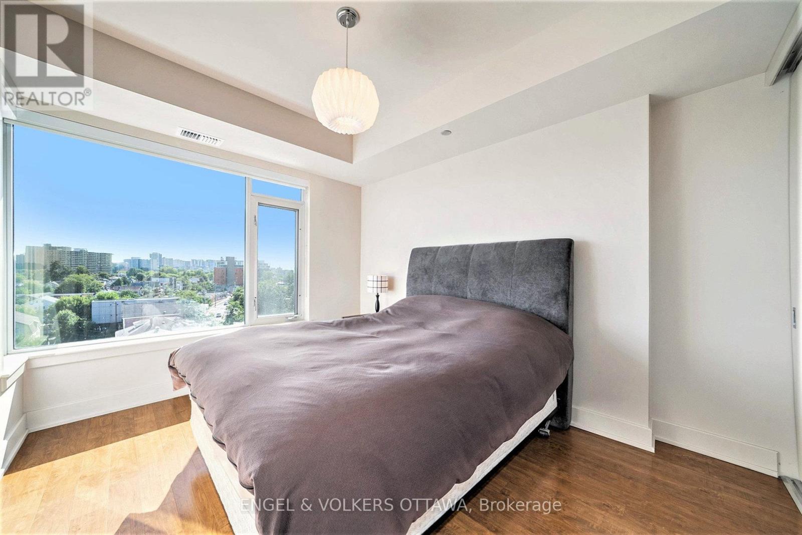 605 - 7 Marquette Avenue, Ottawa, Ontario  K1L 8A7 - Photo 19 - X12375734