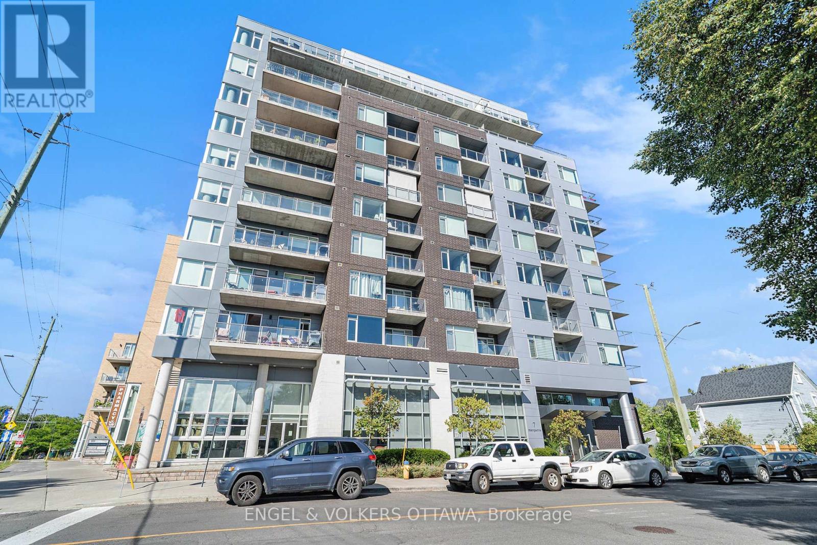 605 - 7 Marquette Avenue, Ottawa, Ontario  K1L 8A7 - Photo 2 - X12375734