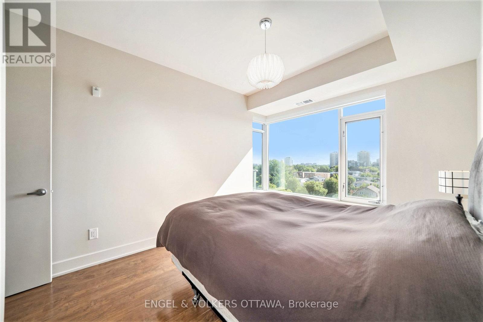 605 - 7 Marquette Avenue, Ottawa, Ontario  K1L 8A7 - Photo 20 - X12375734