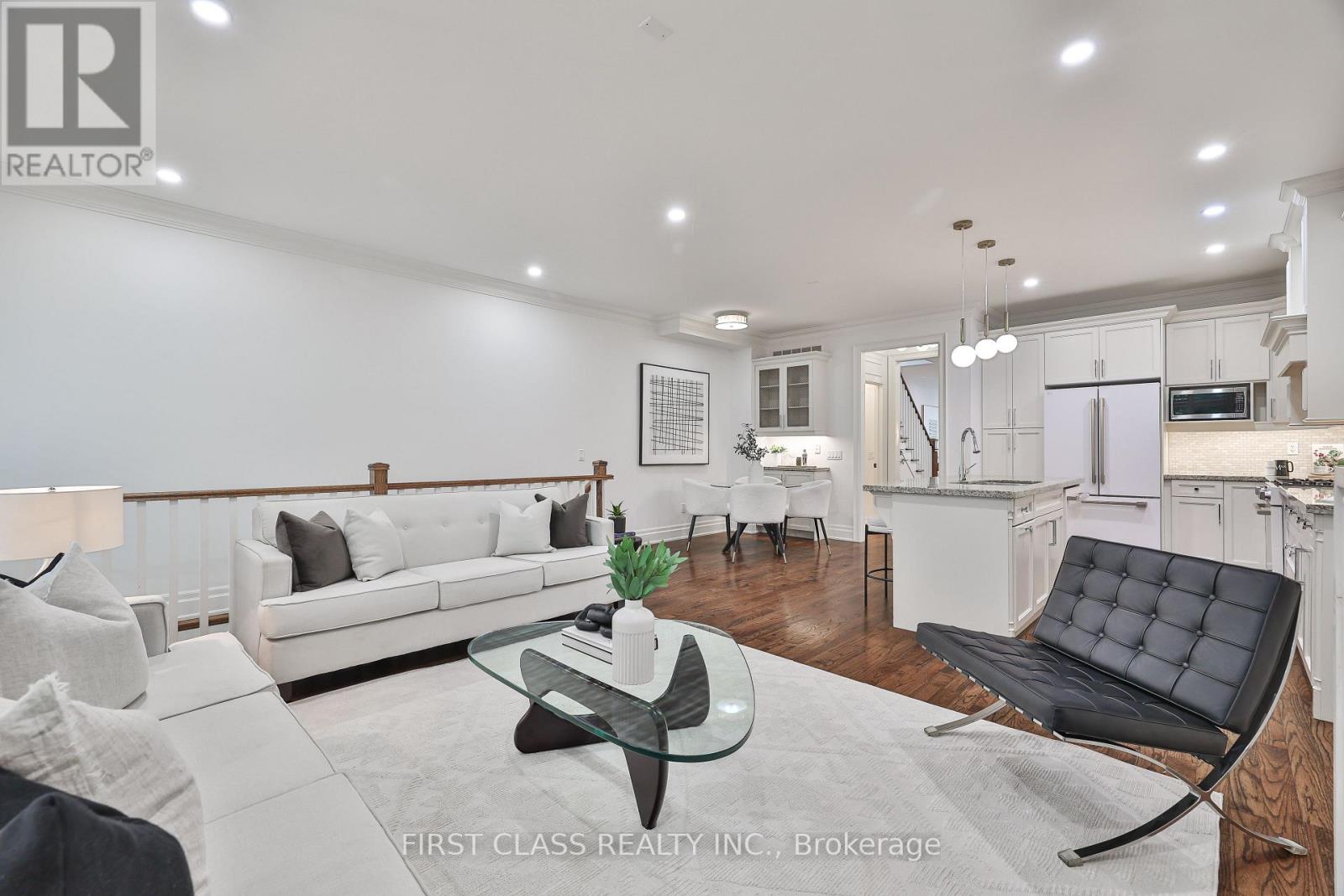 136 Bowood Avenue, Toronto, Ontario  M4N 1Y5 - Photo 19 - C12375662