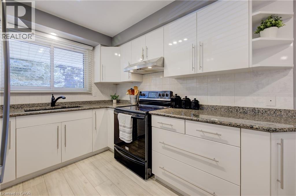 113 Westchester Drive, Kitchener, Ontario  N2B 3L6 - Photo 12 - 40754715