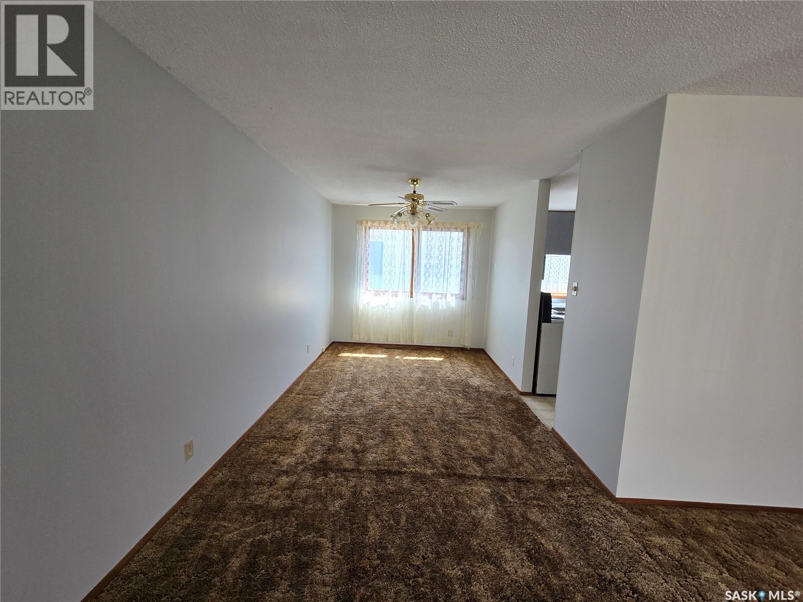 204 1st Avenue Sw, Swift Current, Saskatchewan  S9H 3H3 - Photo 10 - SK017223
