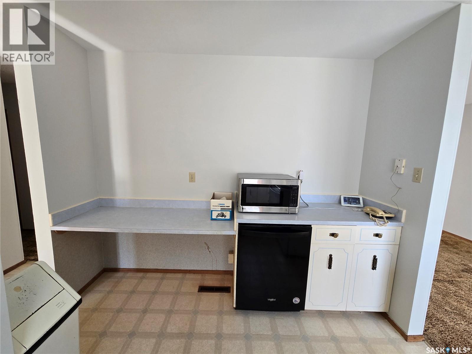 204 1st Avenue Sw, Swift Current, Saskatchewan  S9H 3H3 - Photo 9 - SK017223