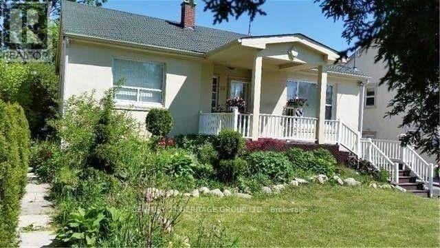 70 Woodward Avenue, Markham, Ontario  L3T 1E7 - Photo 1 - N12375656