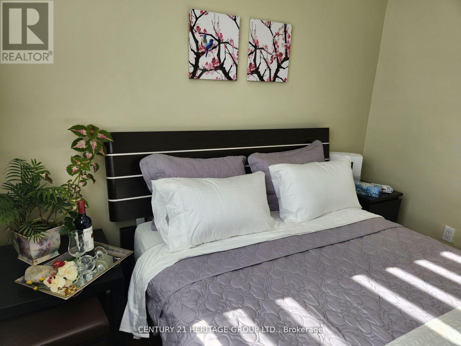 70 Woodward Avenue, Markham, Ontario  L3T 1E7 - Photo 17 - N12375656