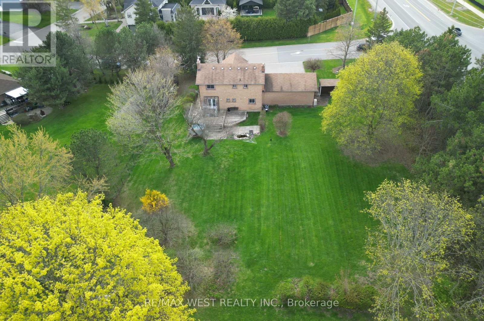 Property at 3 HENRY GATE image 4