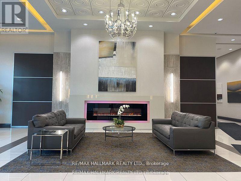 817 - 7161 Yonge Street, Markham, Ontario  L3T 0C8 - Photo 4 - N12375706