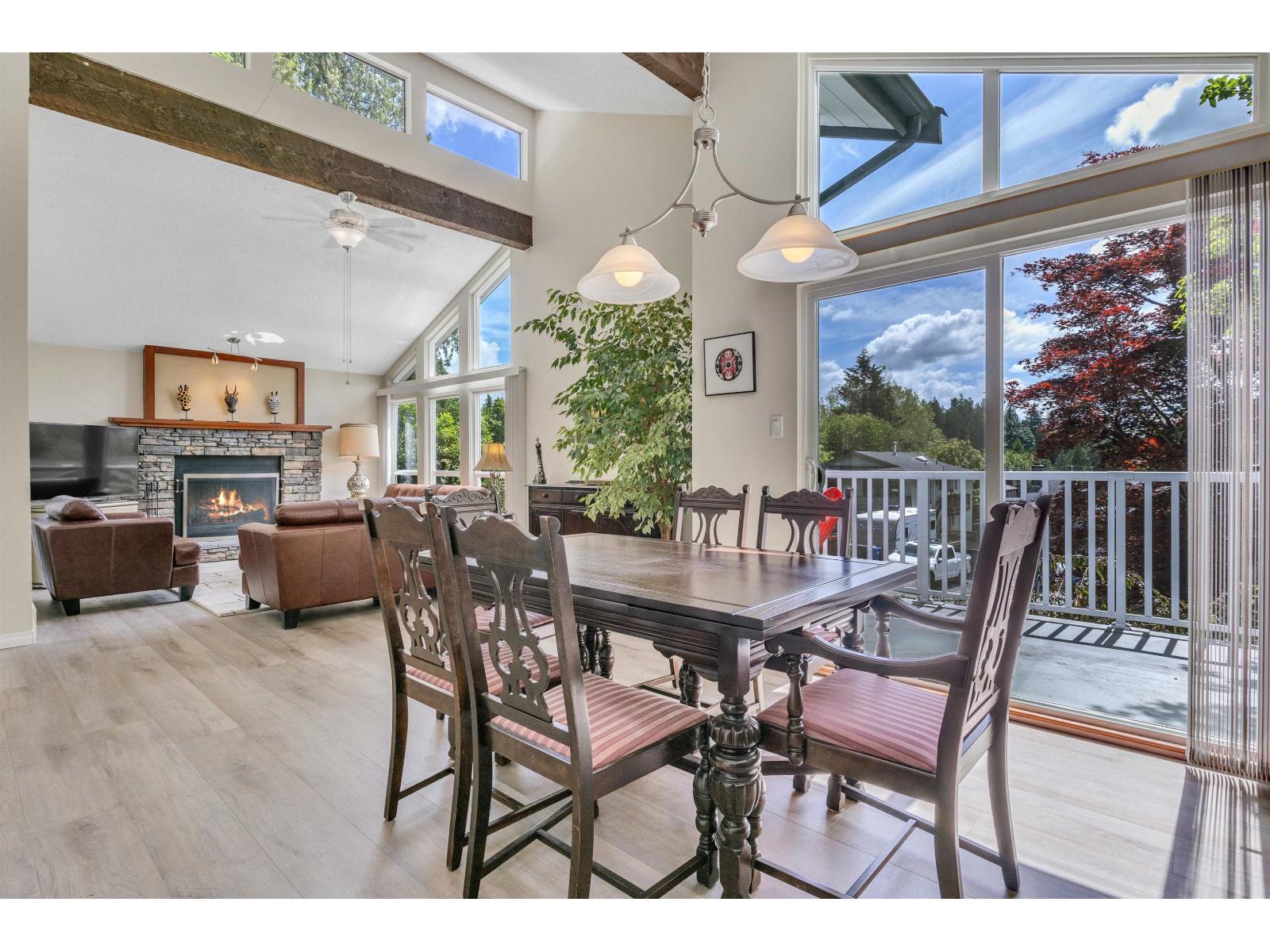 34951 Glenn Mountain Drive, Abbotsford, British Columbia  V3G 1C2 - Photo 2 - R3041811