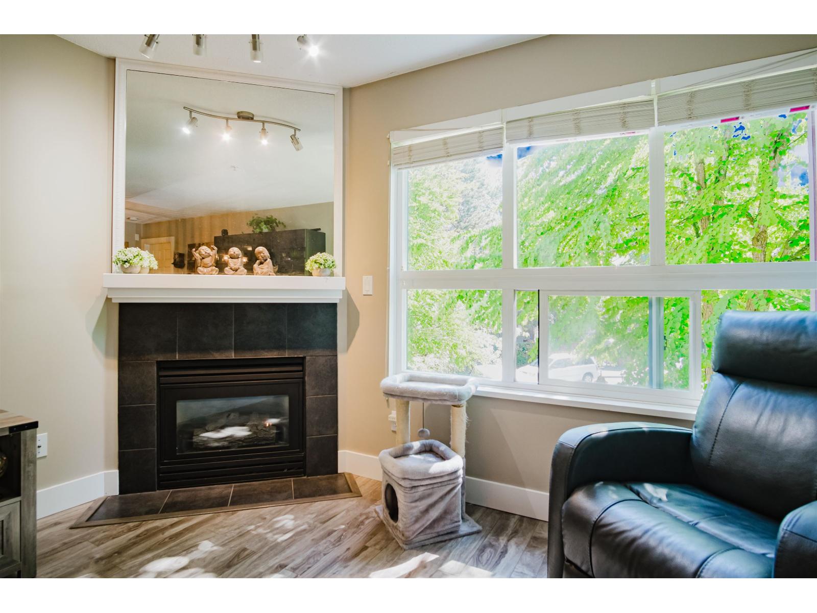 215 8068 120a Street, Surrey, British Columbia  V3W 3P3 - Photo 11 - R3041809