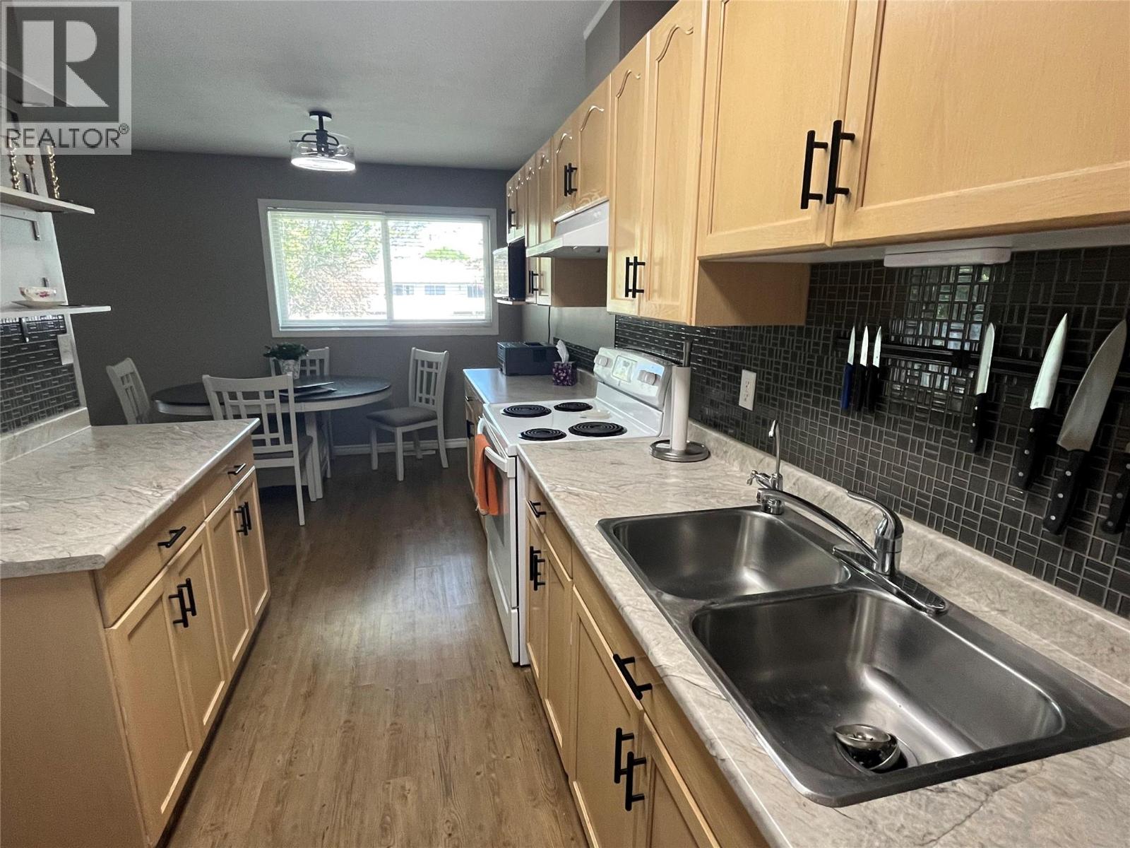 2401 12th Street N Unit# 5, Cranbrook, British Columbia  V1C 5T4 - Photo 7 - 10361317