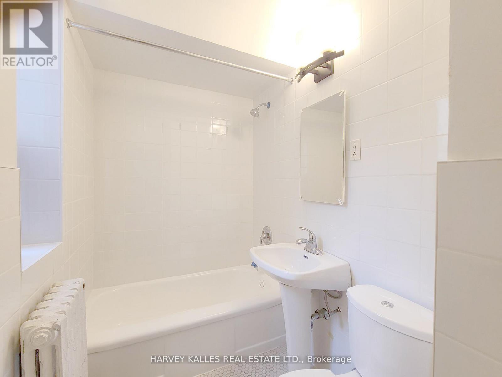 2 - 4 Greenbrook Drive, Toronto, Ontario  M6M 2J9 - Photo 8 - W12375720