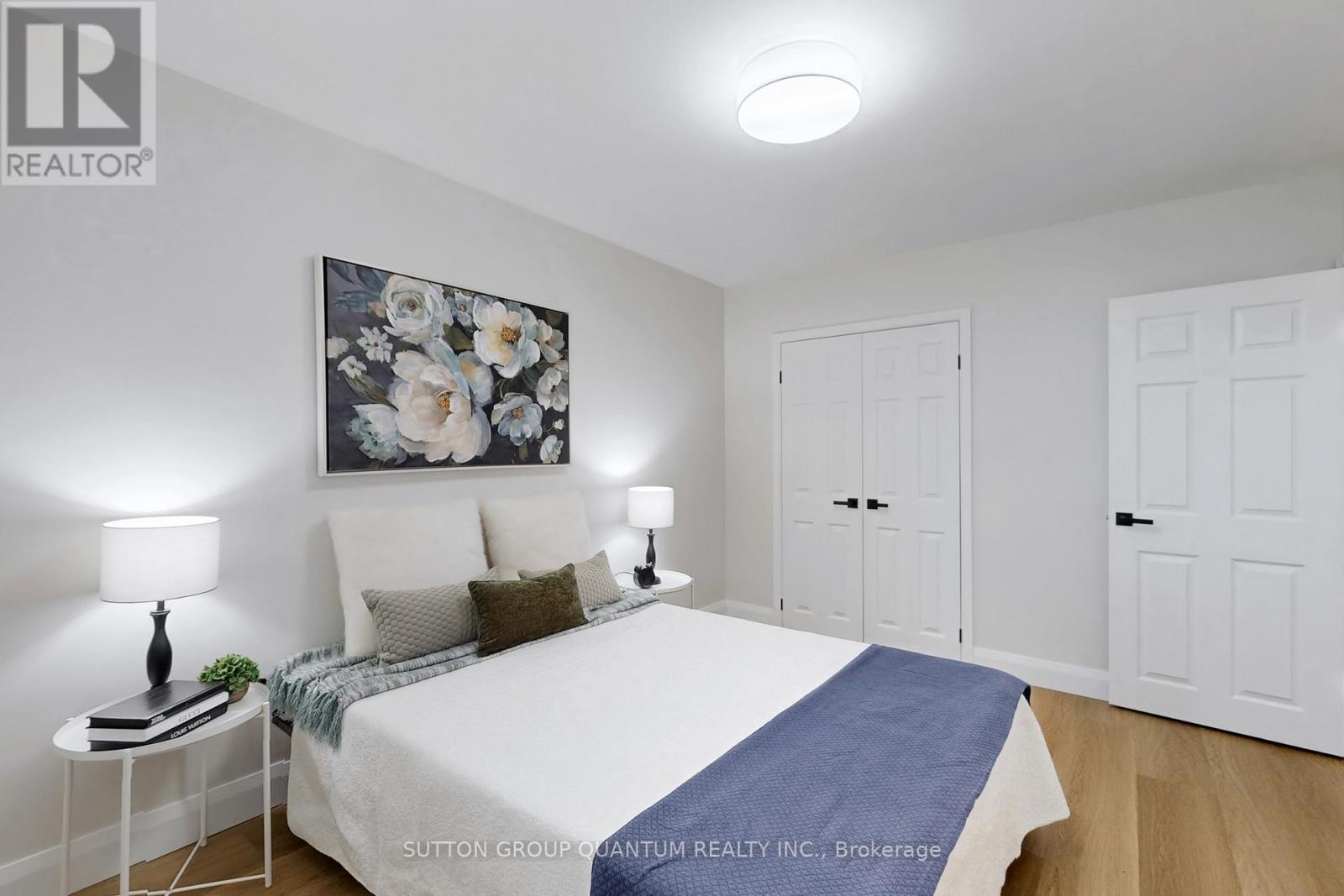 550 Third Line, Oakville, Ontario  L6L 4A7 - Photo 13 - W12375730