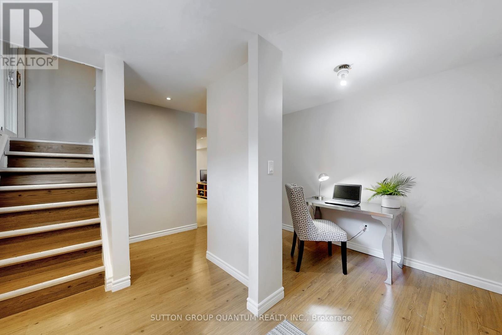 550 Third Line, Oakville, Ontario  L6L 4A7 - Photo 21 - W12375730