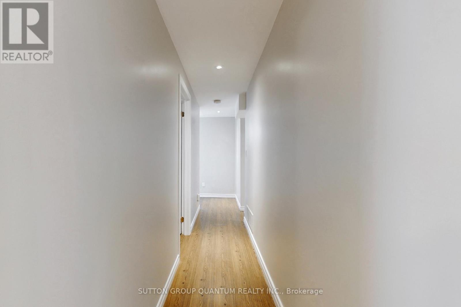 550 Third Line, Oakville, Ontario  L6L 4A7 - Photo 31 - W12375730