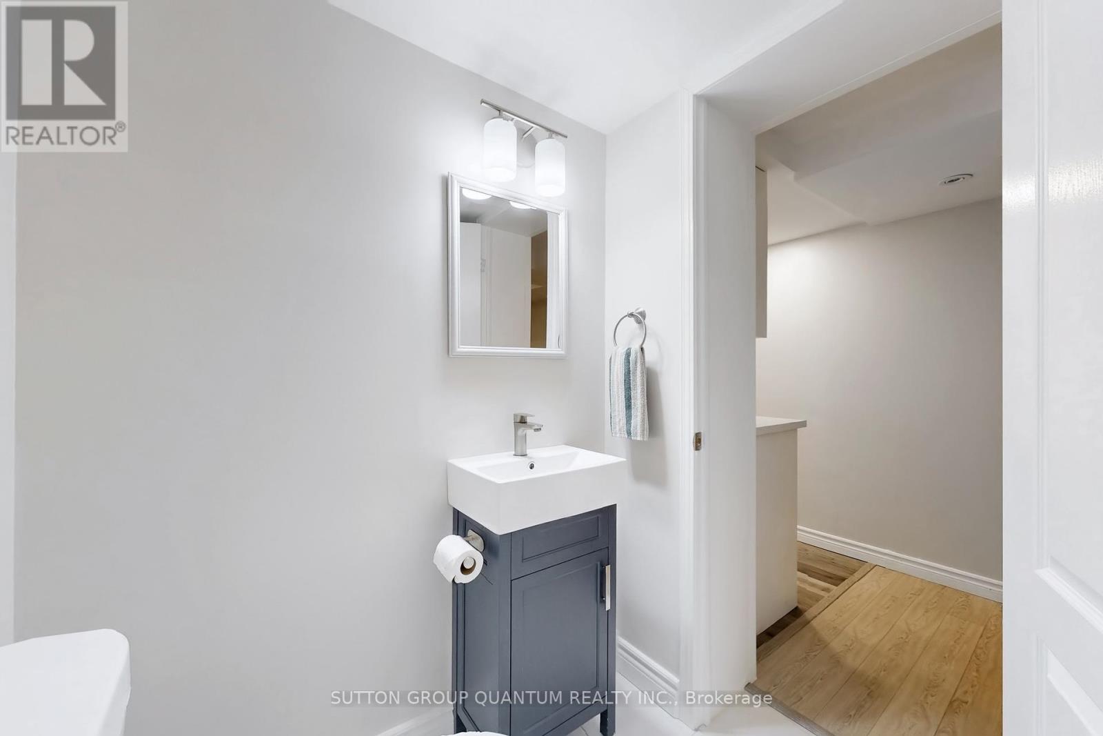 550 Third Line, Oakville, Ontario  L6L 4A7 - Photo 35 - W12375730