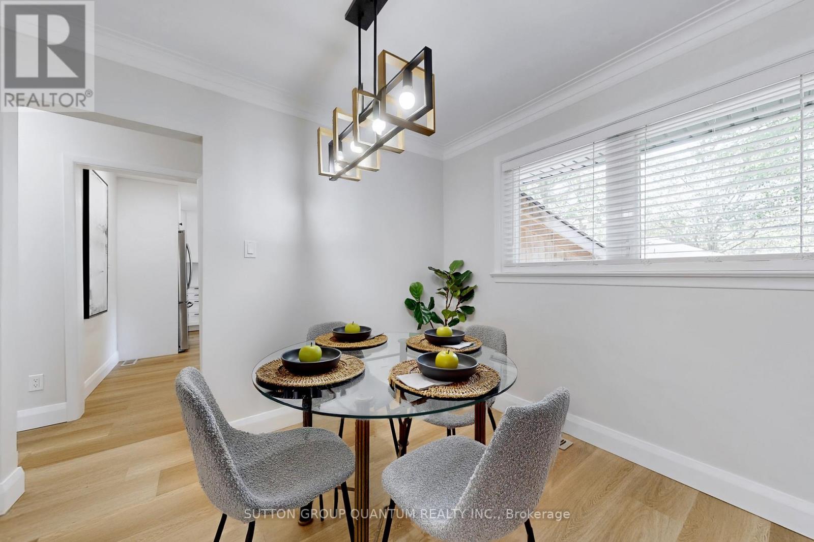 550 Third Line, Oakville, Ontario  L6L 4A7 - Photo 6 - W12375730