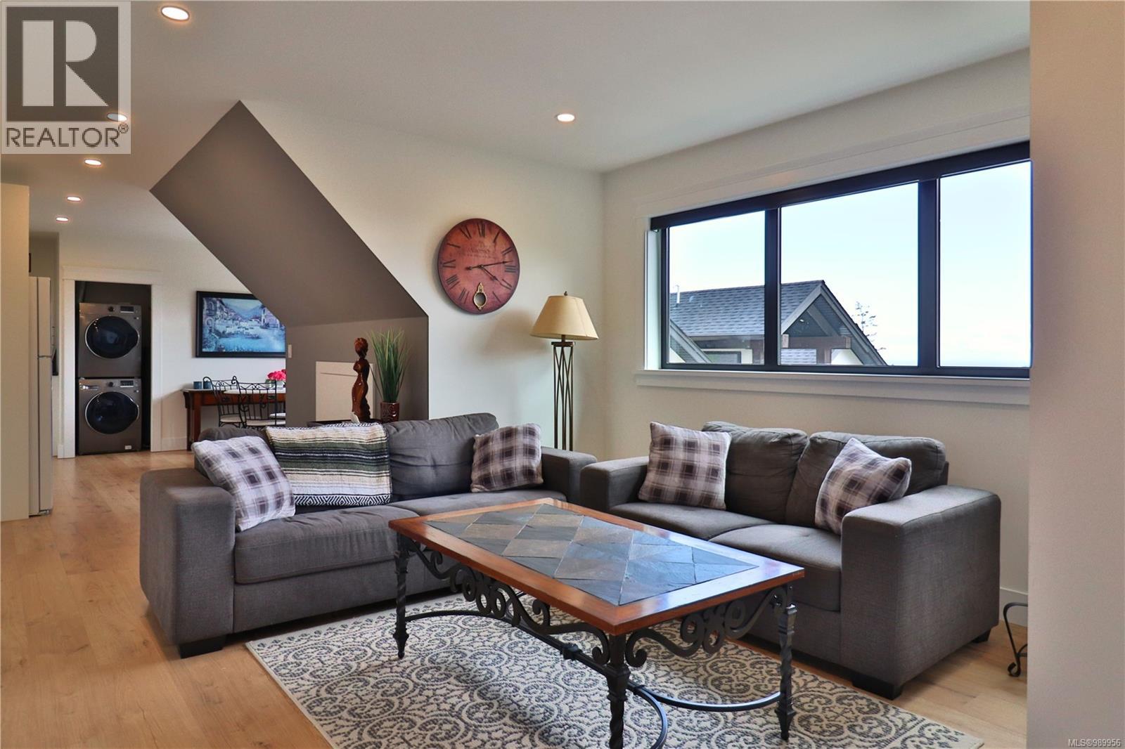 5060 Broad Ridge Pl, Lantzville, British Columbia  V0R 2H0 - Photo 35 - 989956
