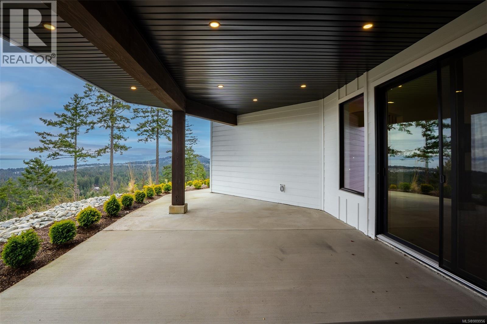 5060 Broad Ridge Pl, Lantzville, British Columbia  V0R 2H0 - Photo 38 - 989956